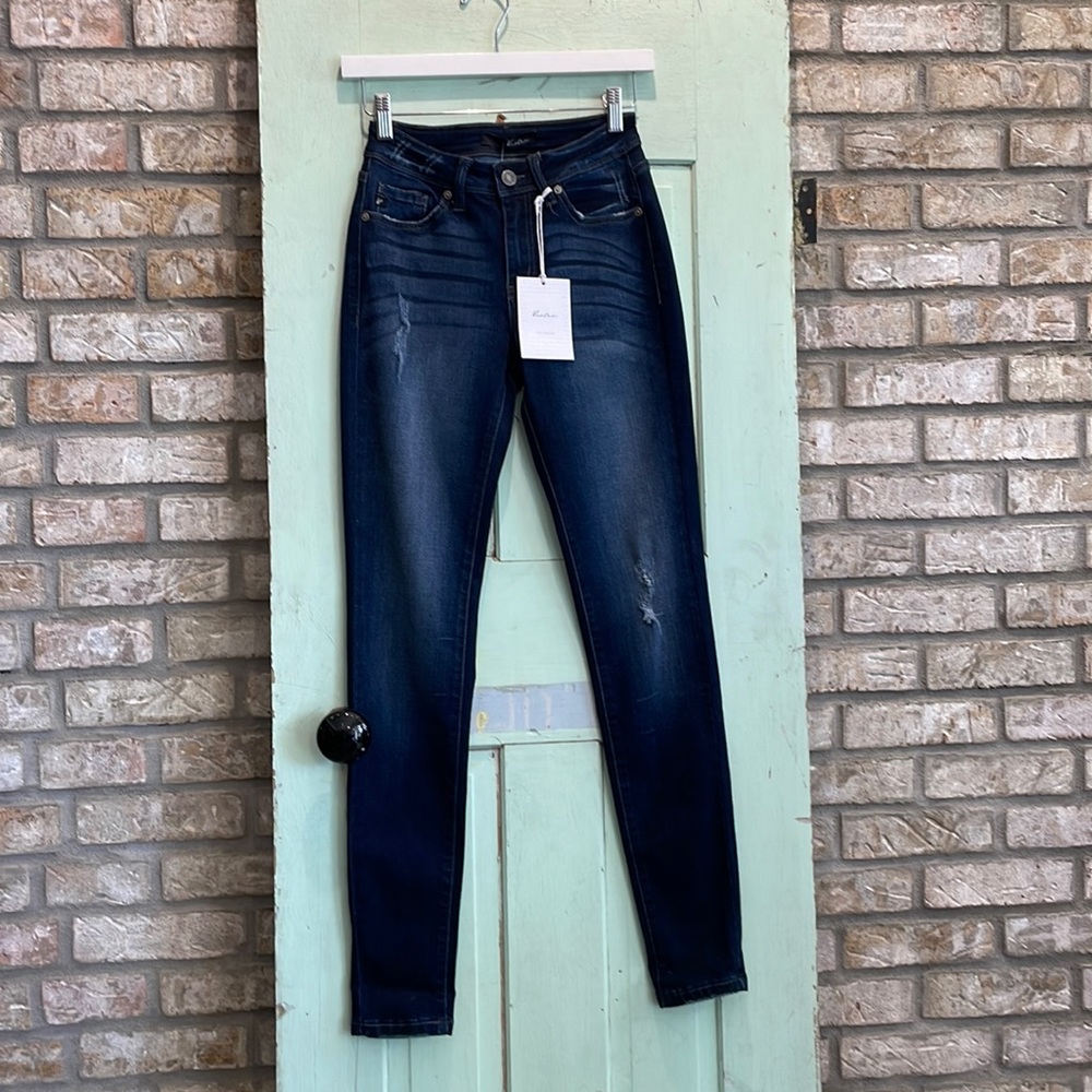 Kancan Size 3 Mid Rise Skinny Jean